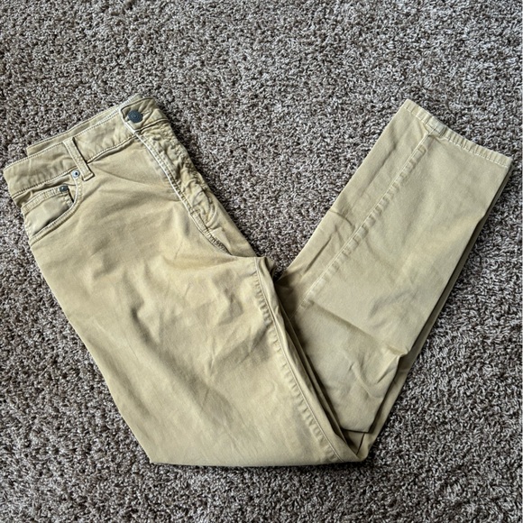 American Eagle Outfitters Other - American Eagle Outfitter Flex Slim Straight Khaki Pants Men size 33 x 32